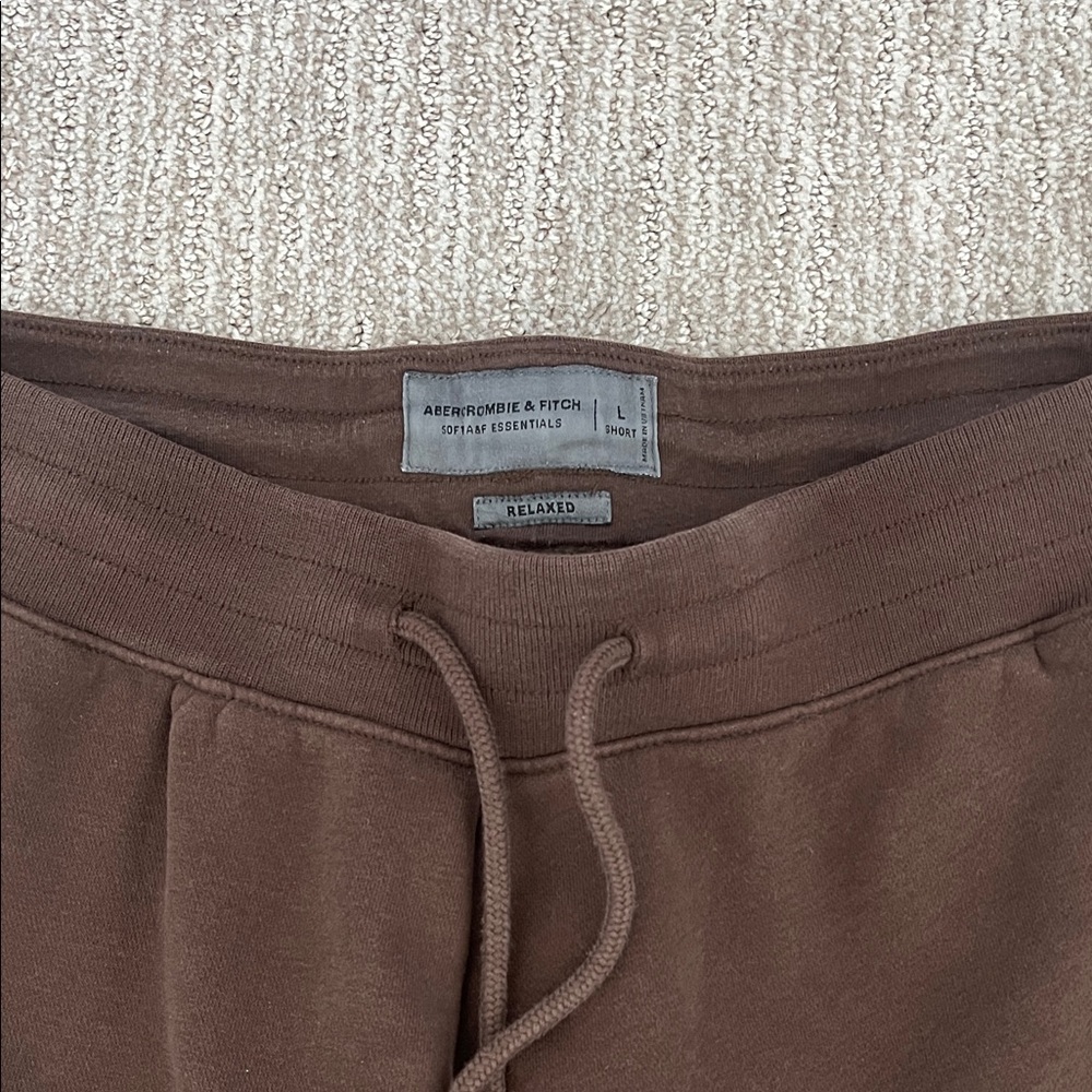 Abercrombie & Fitch Relaxed Fit Brown Sweatpants
